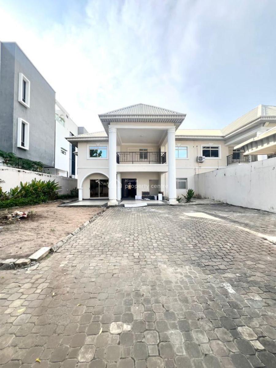 5 Bedroom Semi Detached Duplex with 2 Bq and a Gate House, Lekki Phase 1, Lekki, Lagos, Semi-detached Duplex for Rent