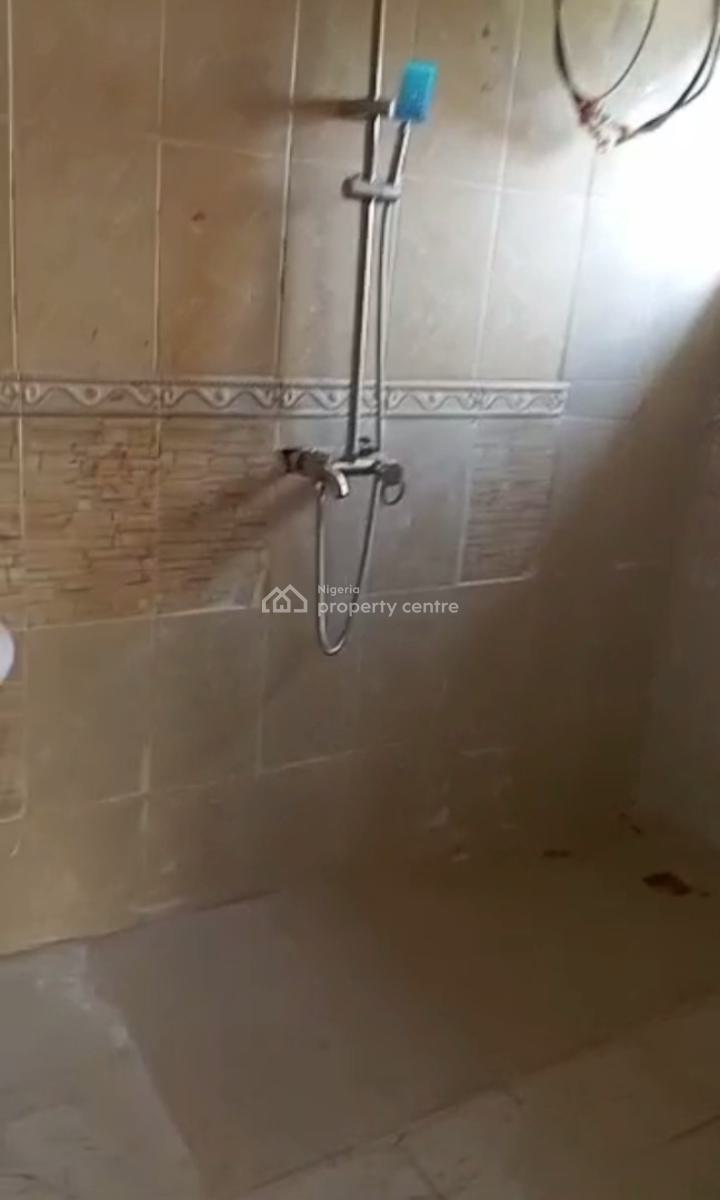Spacious and Standard 2 Bedroom Flat., Lugbe District, Abuja, Flat / Apartment for Rent