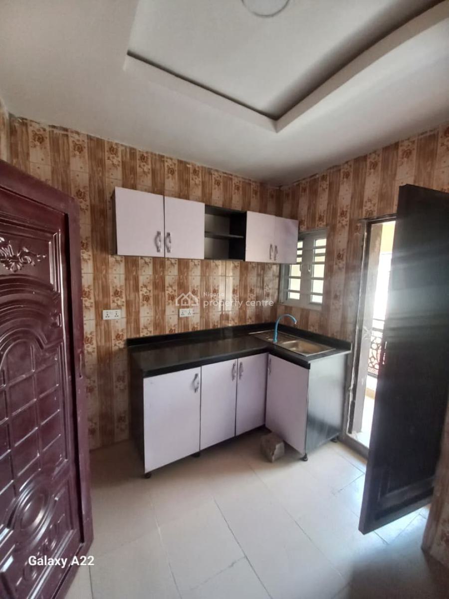 Newly Built 2bedroom Flat with Modern Facilities, Ringroad, Ibadan, Ibadan, Oyo, Flat / Apartment for Rent
