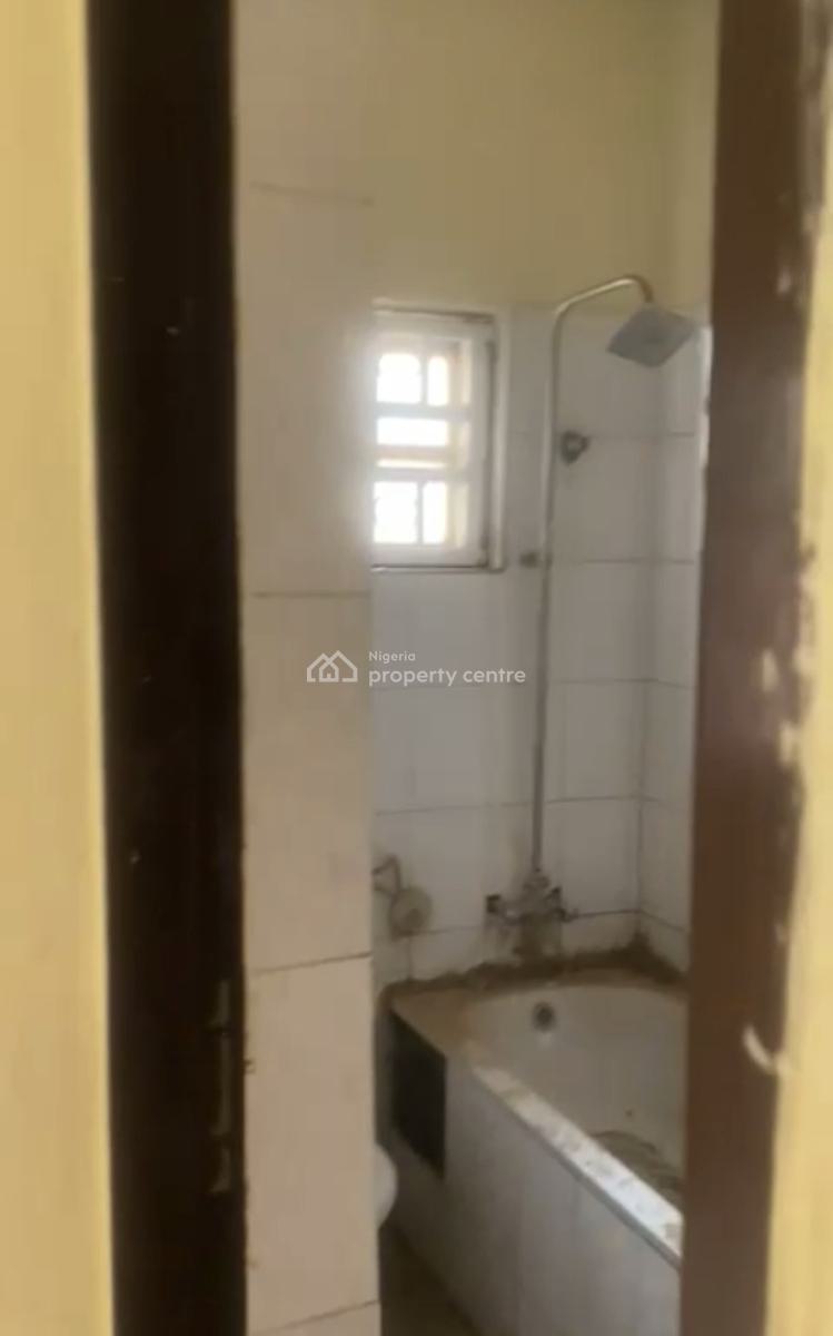 Spacious, Standard 3 Bedroom Apartment, Lugbe District, Abuja, Flat / Apartment for Rent