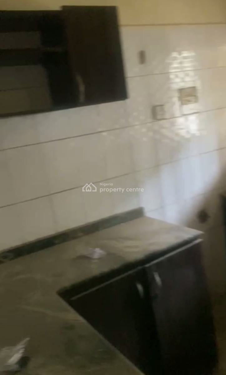 Spacious, Standard 3 Bedroom Apartment, Lugbe District, Abuja, Flat / Apartment for Rent