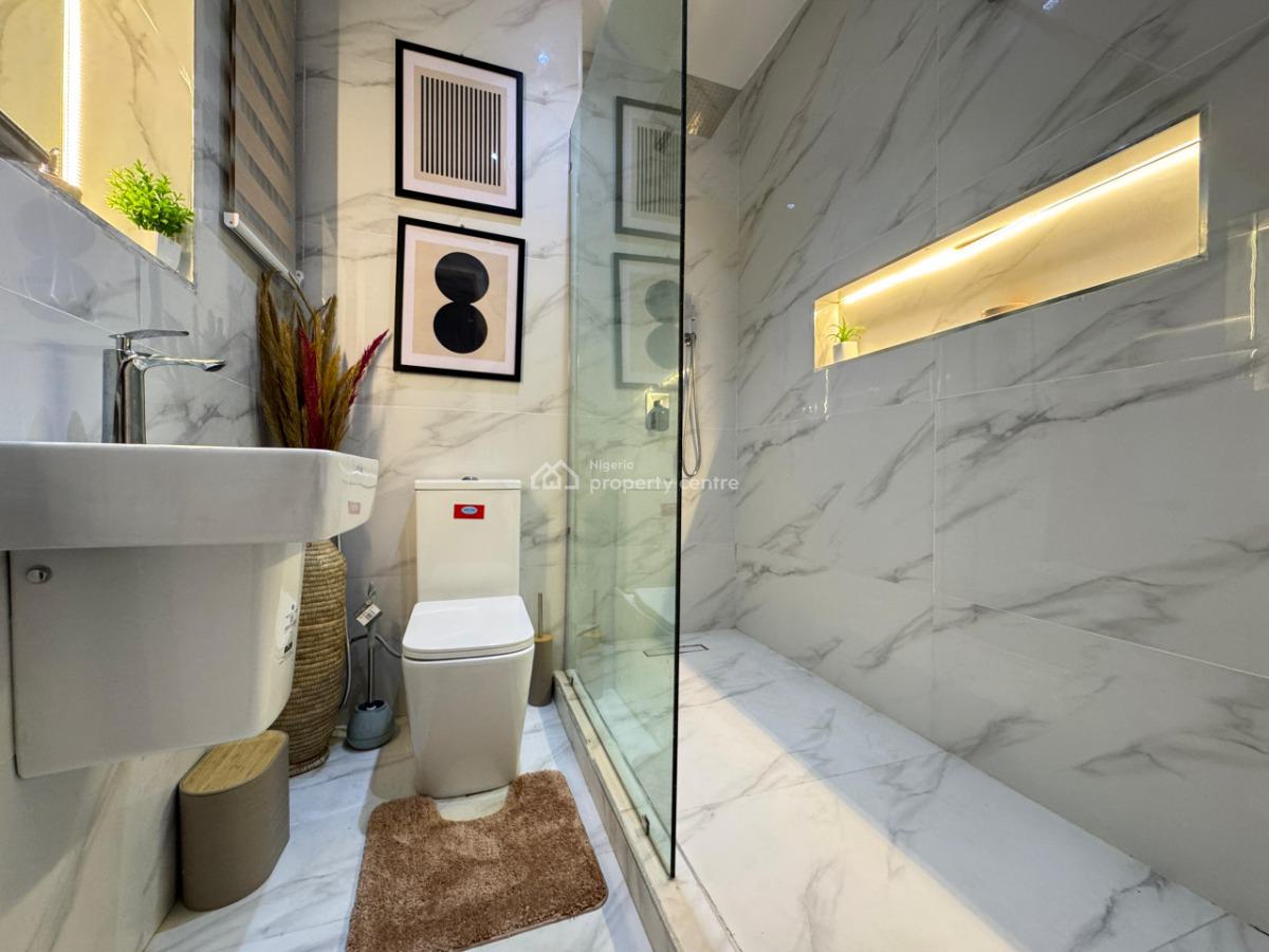 Brand New 2 Bedroom Luxury Apartment, Lekki Phase 1, Lekki, Lagos, Flat / Apartment Short Let