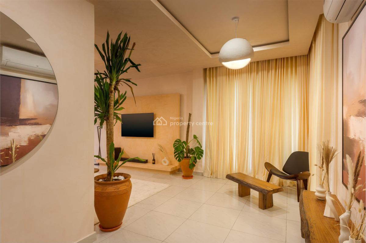 Luxury 3 Bedroom Condo with Swimming Pool, Ikate, Lekki, Lagos, Flat / Apartment Short Let