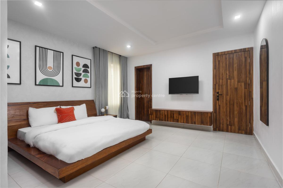 Luxury 3 Bedroom Condo with Swimming Pool, Ikate, Lekki, Lagos, Flat / Apartment Short Let