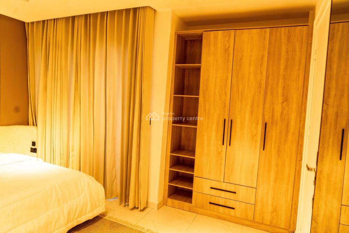 Exclusive 2 Bedroom Apartment with Swimming Pool and Ps5, Lekki Phase 1, Lekki Phase 1, Lekki, Lagos, Flat / Apartment Short Let