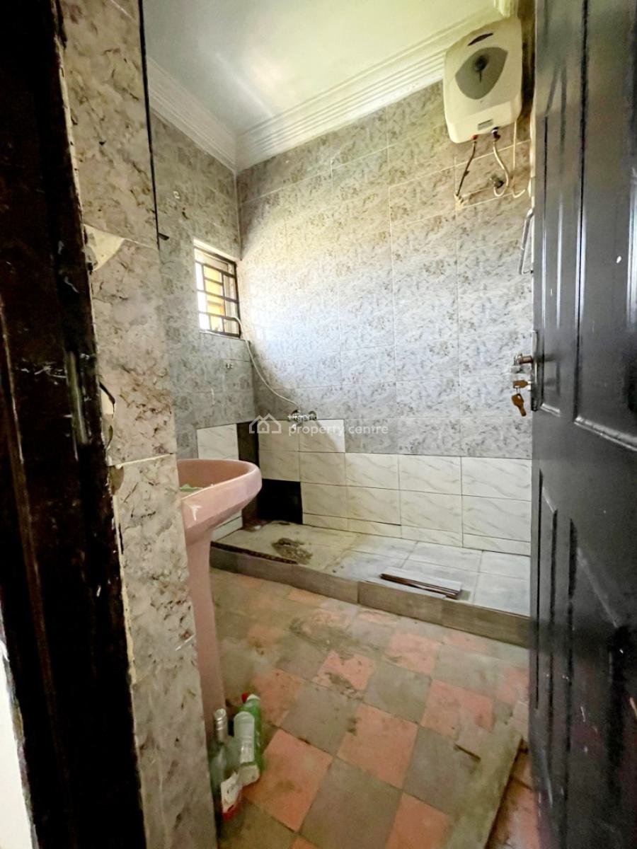 Massive 3bedroom Flat in a Serene Environment, Lifecamp By Trem Church, Life Camp, Abuja, Flat / Apartment for Rent