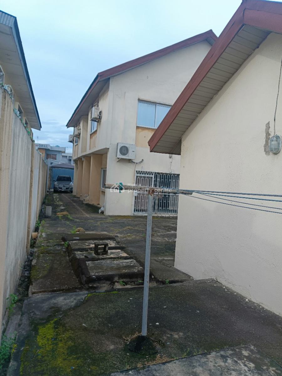Standard 5 Bedroom Duplex with a Mini Flat Bq, Ilupeju Estate, Ilupeju, Lagos, Detached Duplex for Sale