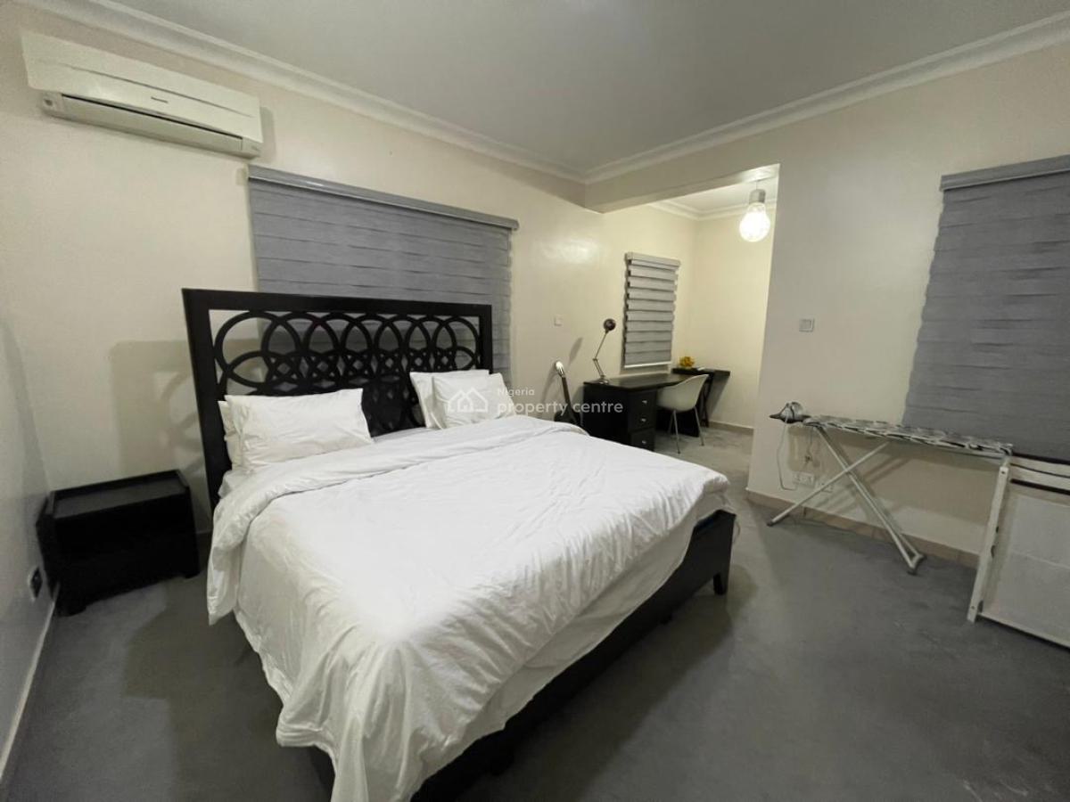 Beautiful 3 Bedroom Maisonette, Cadogan Estate, Osapa, Lekki, Lagos, Flat / Apartment Short Let