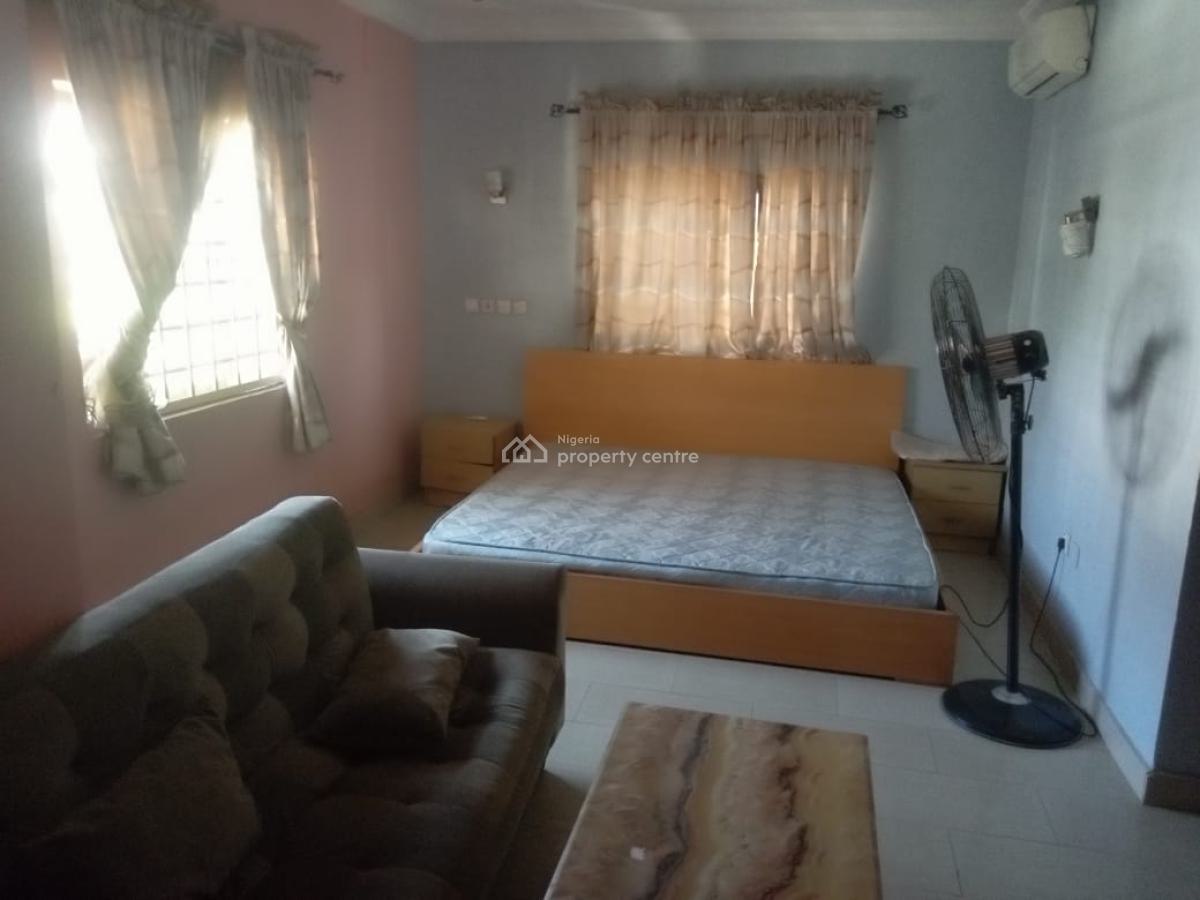 Spacious 6-bedroom Semi-detached Duplex with 2-bedroom Bq, 2nd Avenue, Gwarinpa, Abuja, Semi-detached Duplex for Rent