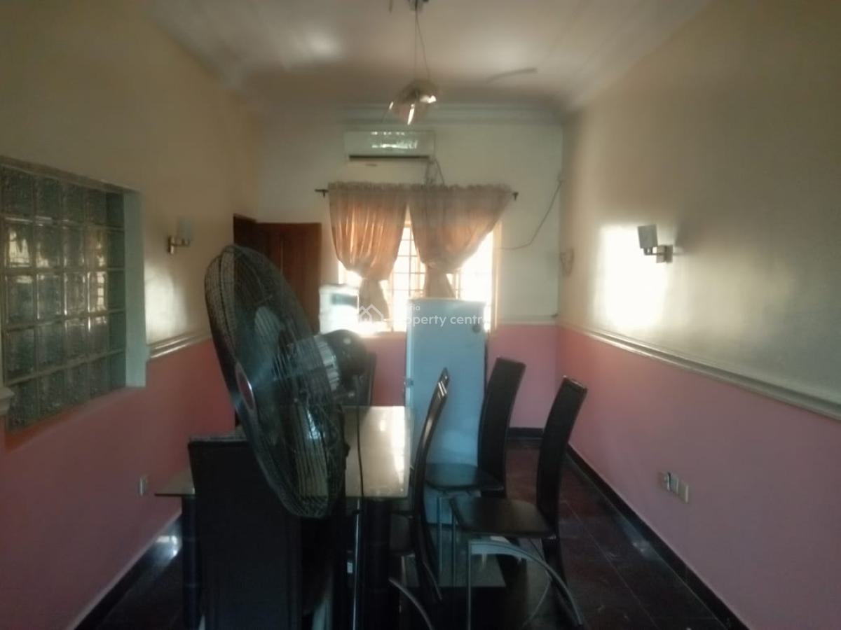 Spacious 6-bedroom Semi-detached Duplex with 2-bedroom Bq, 2nd Avenue, Gwarinpa, Abuja, Semi-detached Duplex for Rent