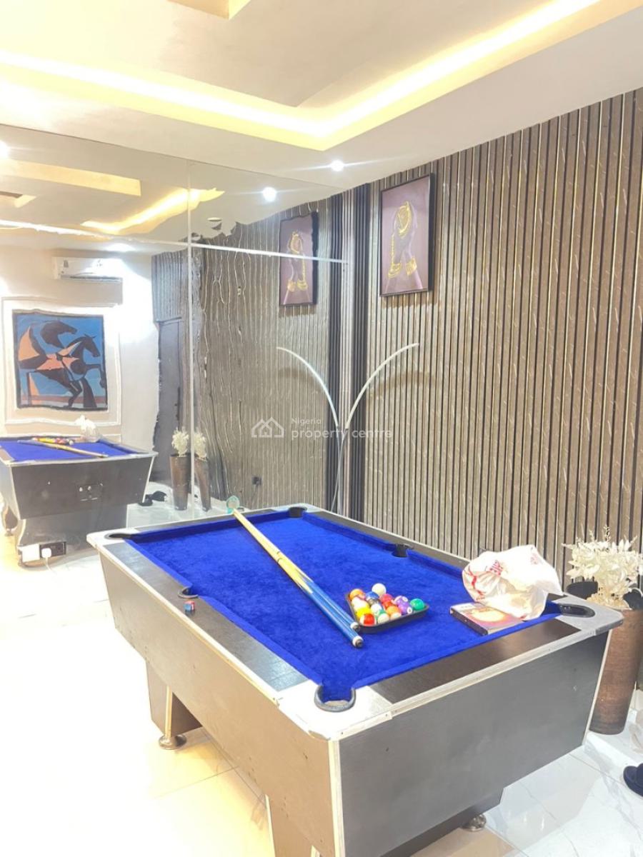 Fully Furnished Lovely 3bedroom Flat, Lekki Phase 1 Freedom Way, Lekki Phase 1, Lekki, Lagos, Flat / Apartment for Rent