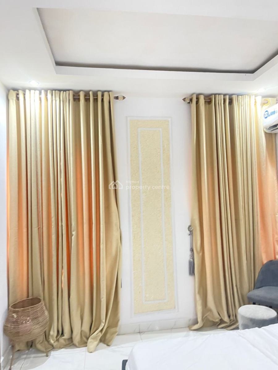 Fully Furnished Lovely 3bedroom Flat, Lekki Phase 1 Freedom Way, Lekki Phase 1, Lekki, Lagos, Flat / Apartment for Rent