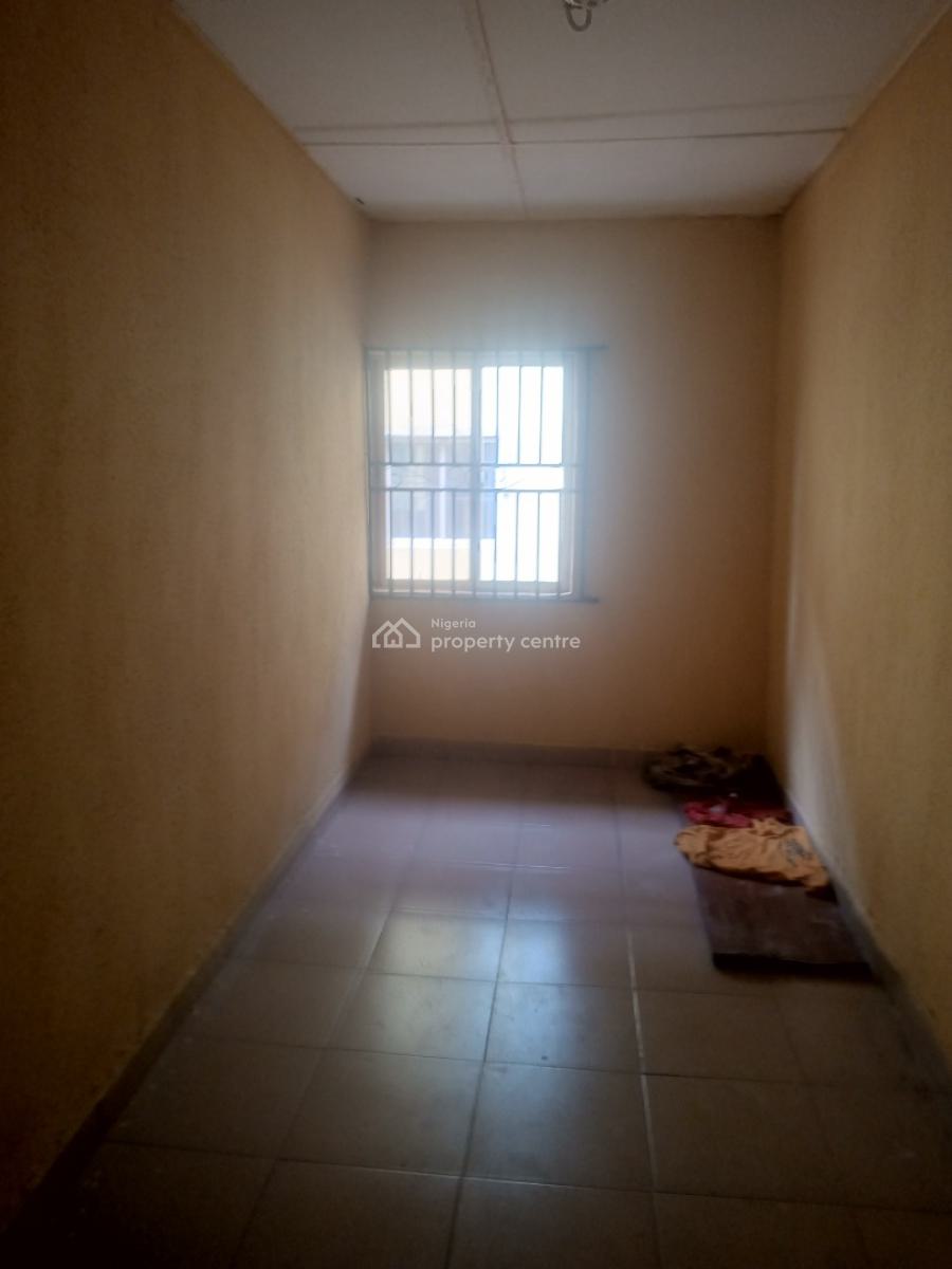 Lovely Spacious 3 Bedrom Flat + Extra Room (upstairs), Lovely Estate Environment Back of General Hospital, Iju Rd, Ifako Ogba, Ogba, Ikeja, Lagos, Flat / Apartment for Rent