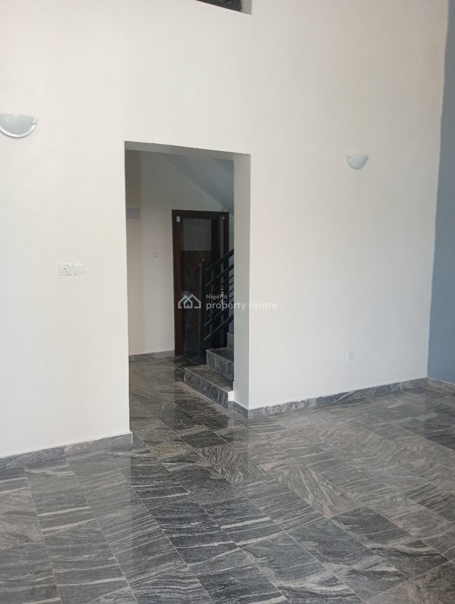 Serviced 4 Bedroom Terrace Duplex and a Room Bq Now, Guzape Main, Guzape District, Abuja, Terraced Duplex for Rent