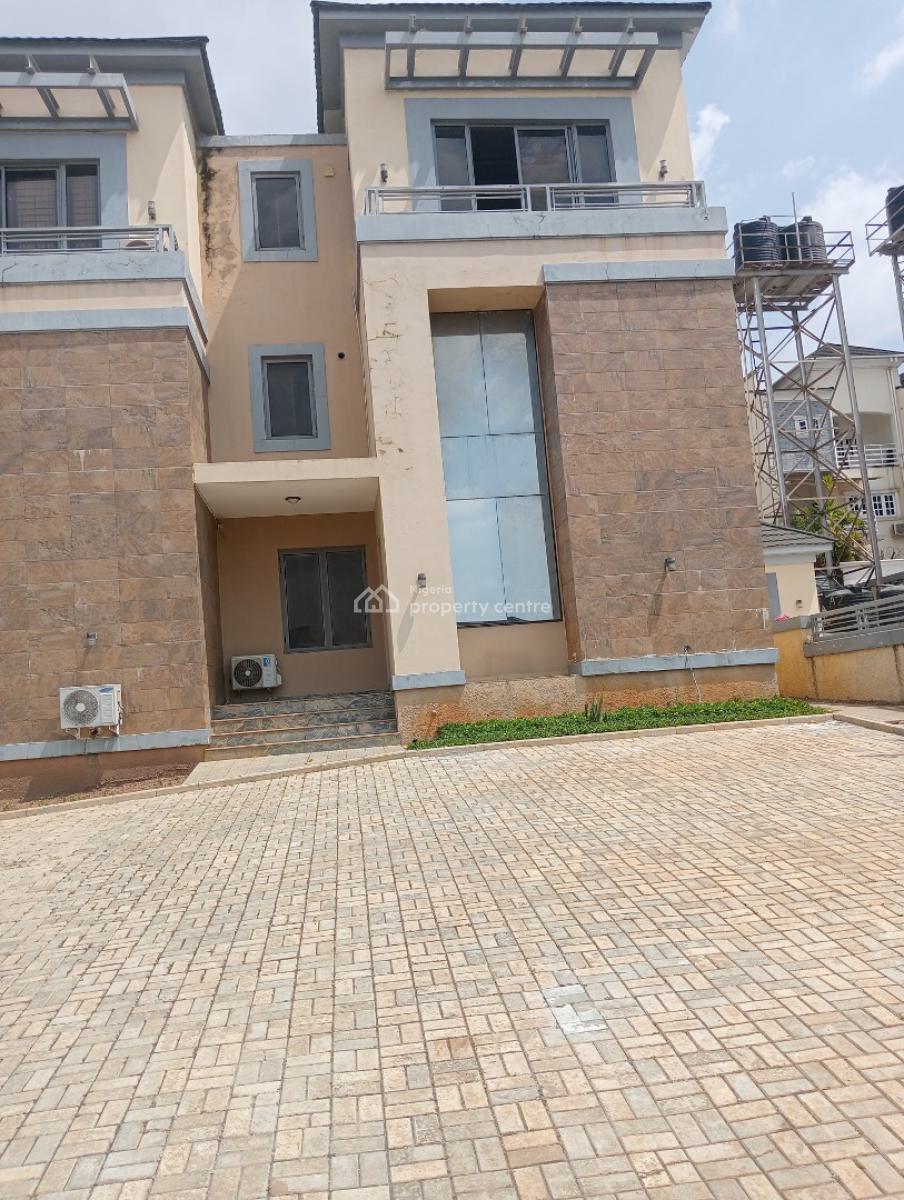 Serviced 4 Bedroom Terrace Duplex and a Room Bq Now, Guzape Main, Guzape District, Abuja, Terraced Duplex for Rent