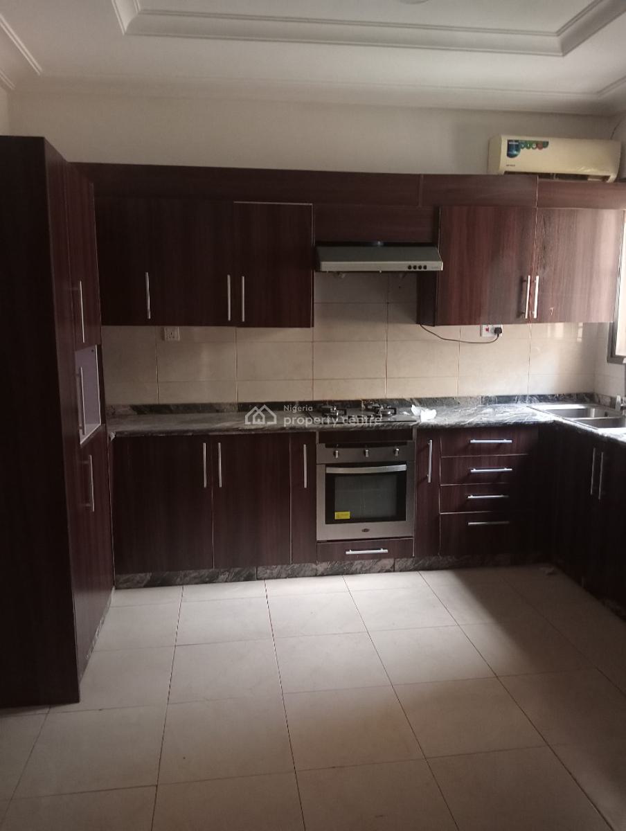 Serviced 4 Bedroom Terrace Duplex and a Room Bq Now, Guzape Main, Guzape District, Abuja, Terraced Duplex for Rent