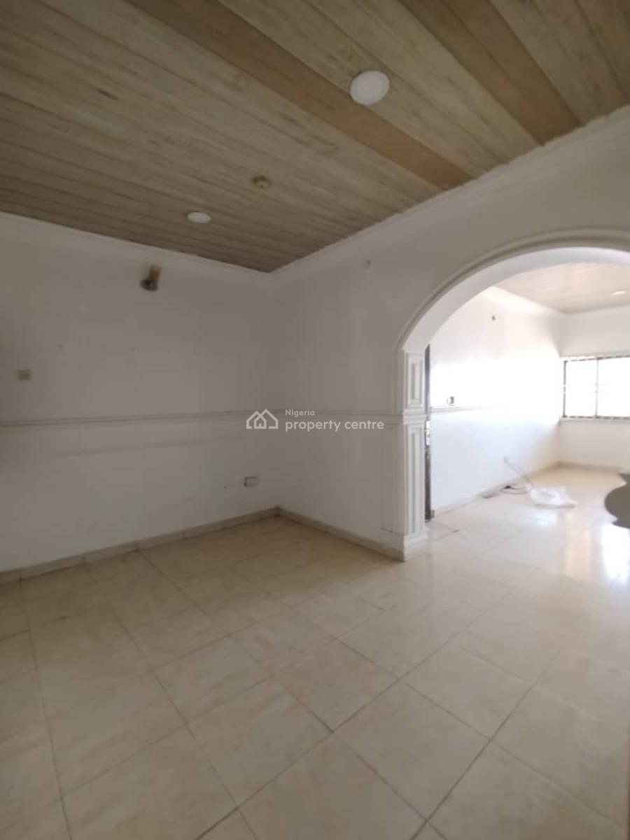 Well Standard 3 Bedroom Flat Without Bq First Floor, Mabushi, Abuja, Flat / Apartment for Rent
