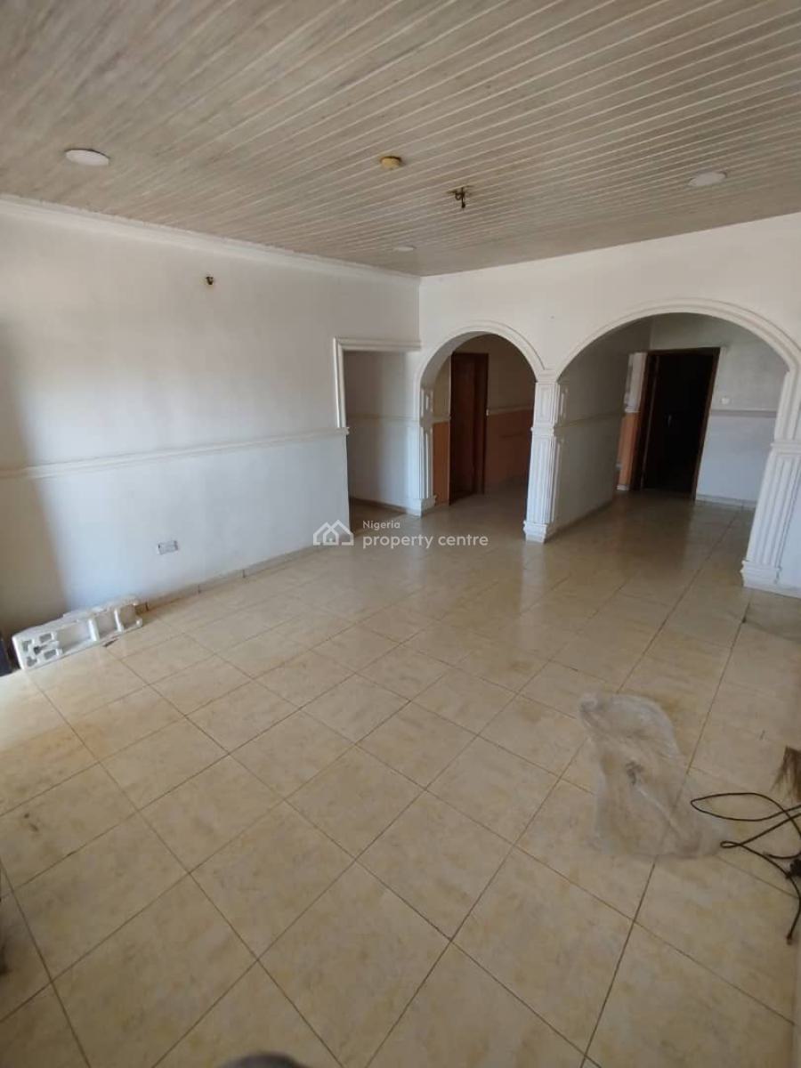 Well Standard 3 Bedroom Flat Without Bq First Floor, Mabushi, Abuja, Flat / Apartment for Rent
