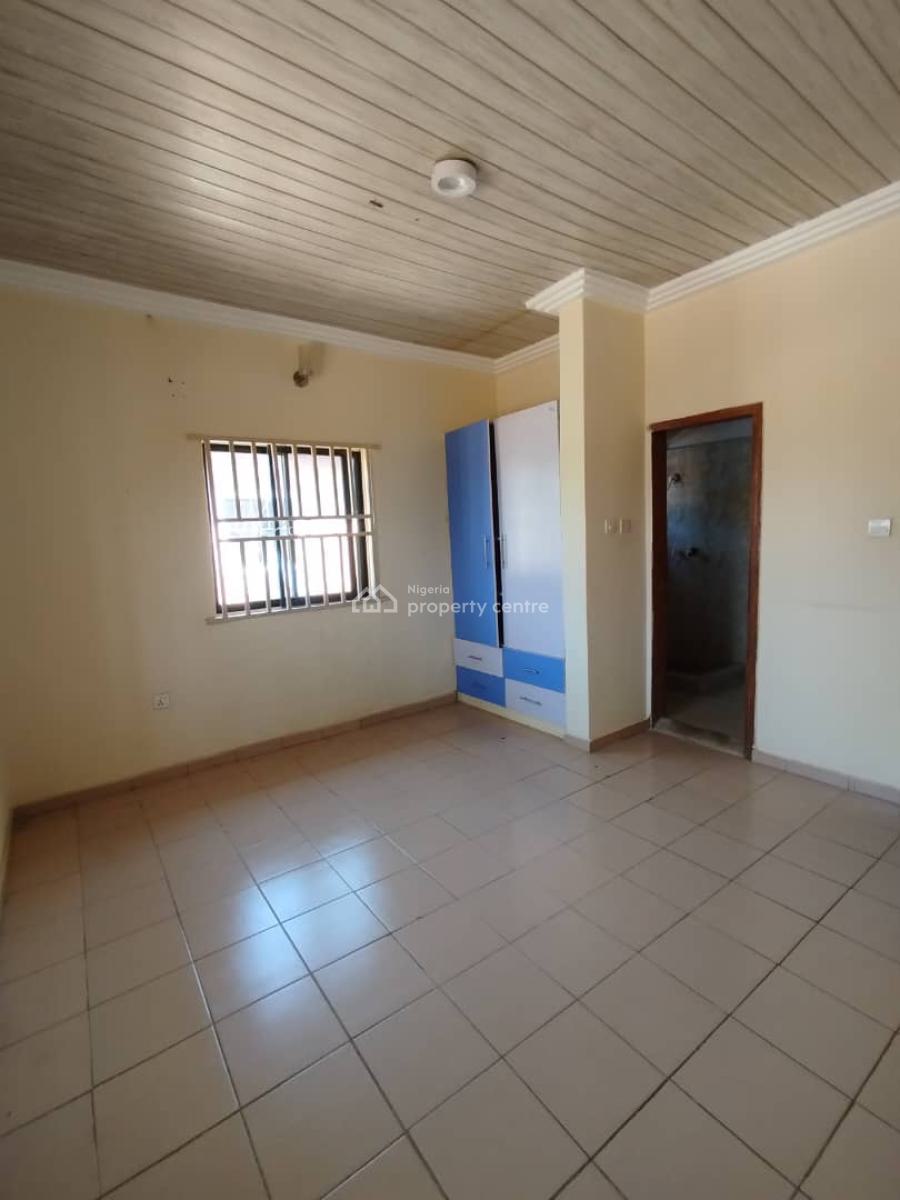 Well Standard 3 Bedroom Flat Without Bq First Floor, Mabushi, Abuja, Flat / Apartment for Rent