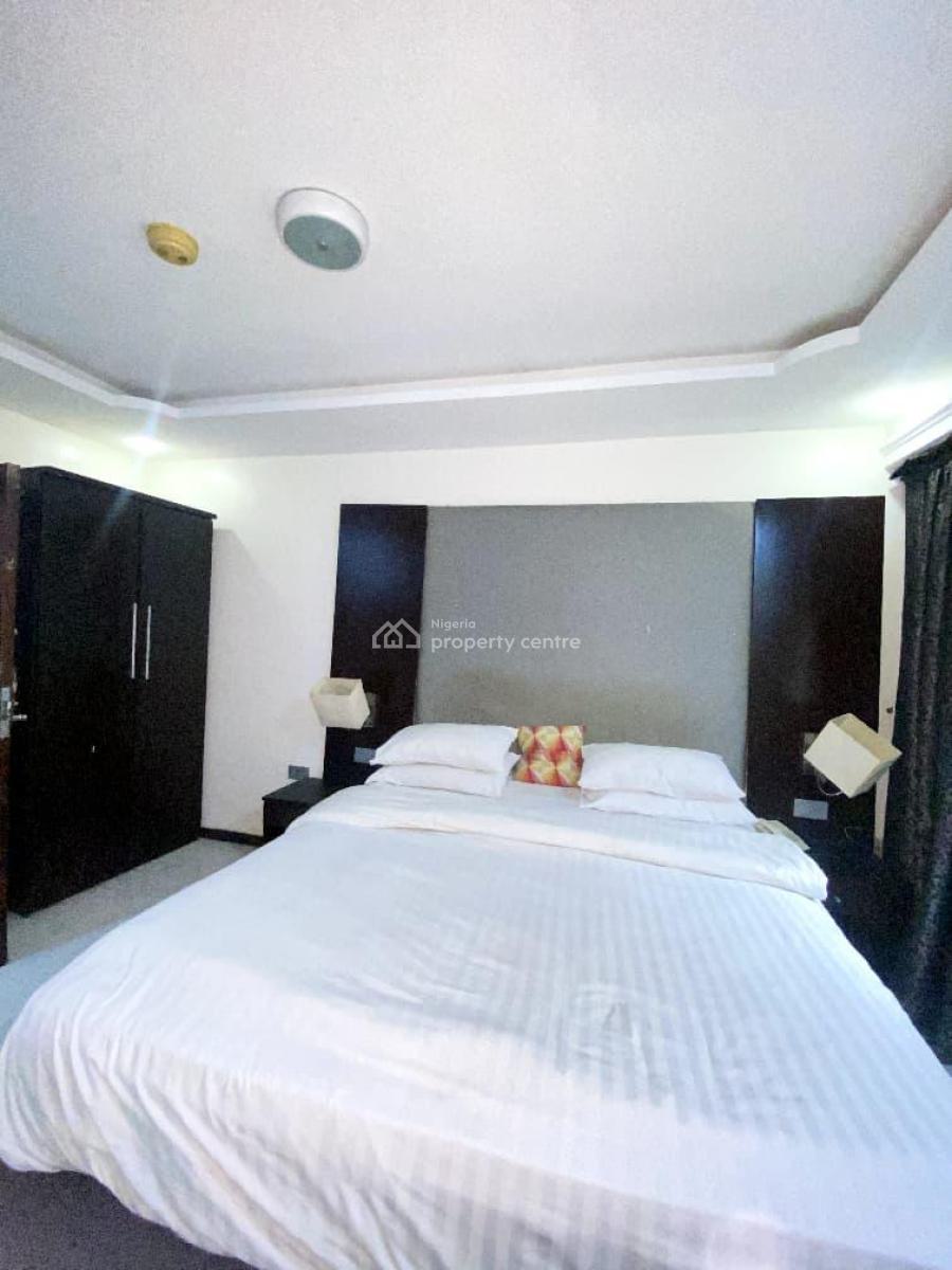 Luxury Hotel with Swimming Pool, Phase 1, Lekki, Lagos, Hotel / Guest House for Rent