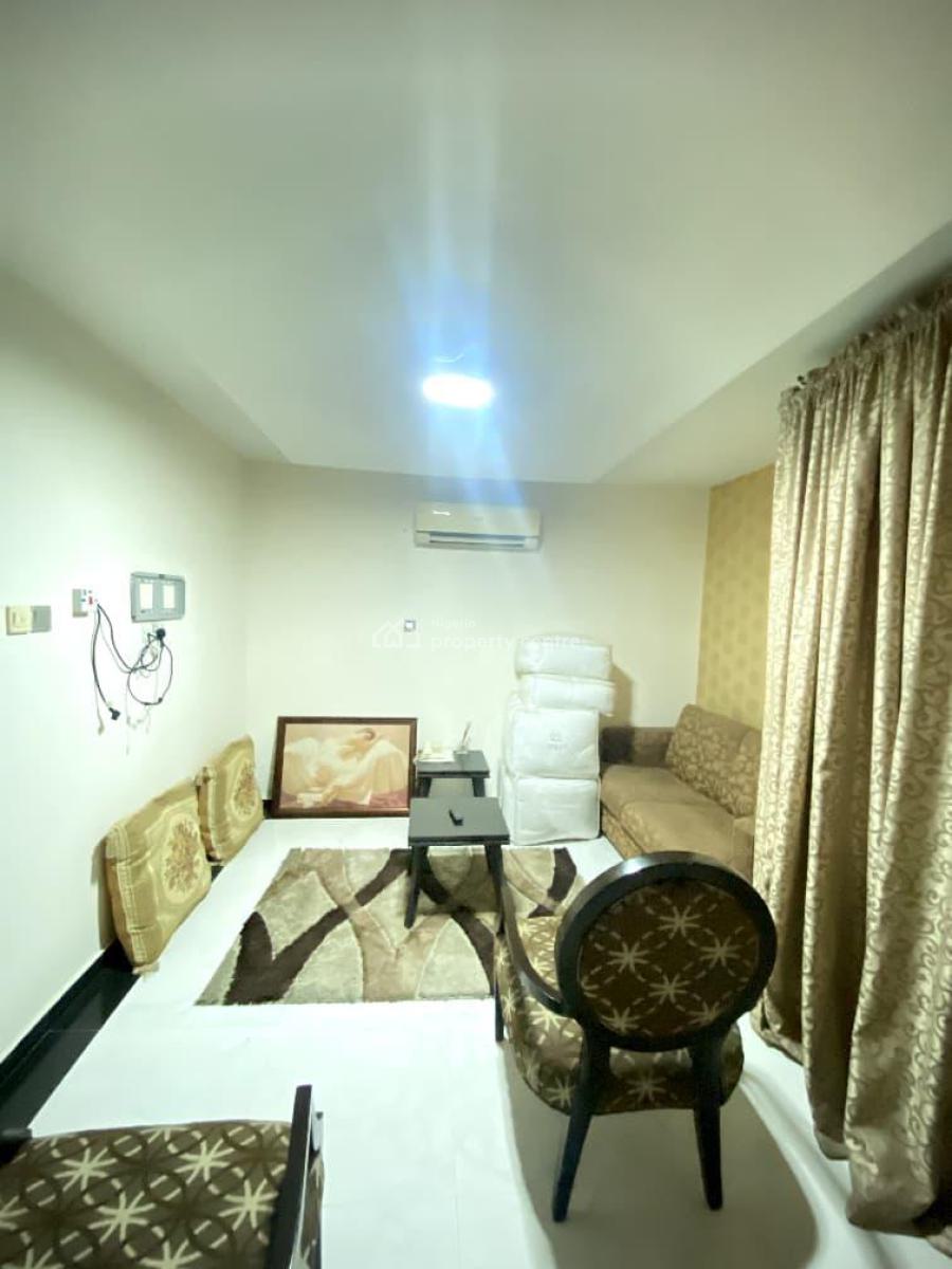 Luxury Hotel with Swimming Pool, Phase 1, Lekki, Lagos, Hotel / Guest House for Rent