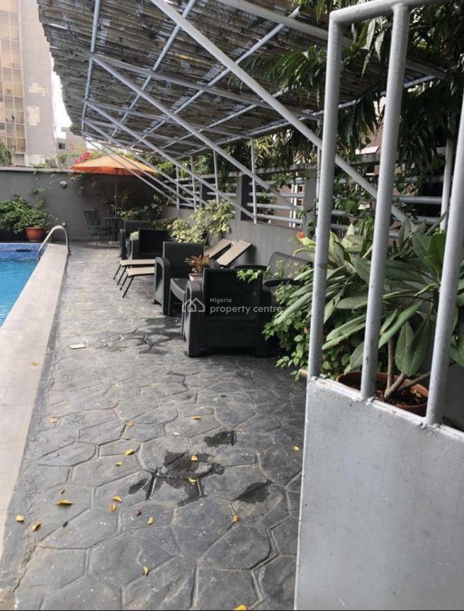 Fully Serviced 2bedroom Apartment Ground Floor in a Secured Estate, Dideolu Estate Victoria Island, Victoria Island (vi), Lagos, Flat / Apartment for Rent