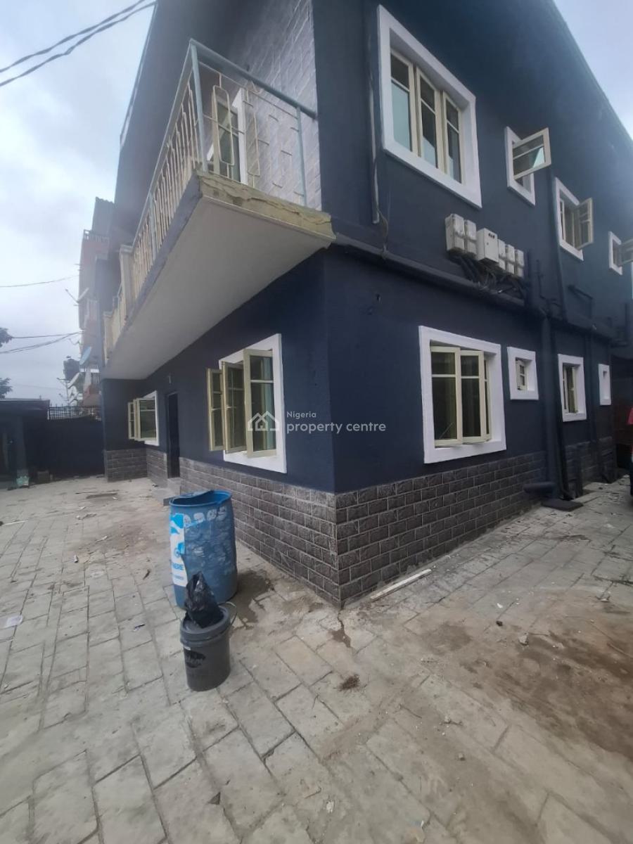 Executive Brand New 3 Bedroom Flat  4.5m & 4m  Akoka Yaba.  Featur, Akoka, Yaba, Lagos, Flat / Apartment for Rent