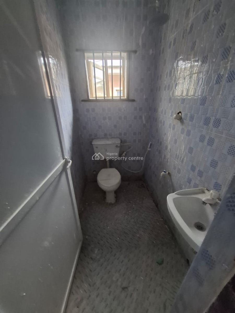 Executive Brand New 3 Bedroom Flat  4.5m & 4m  Akoka Yaba.  Featur, Akoka, Yaba, Lagos, Flat / Apartment for Rent