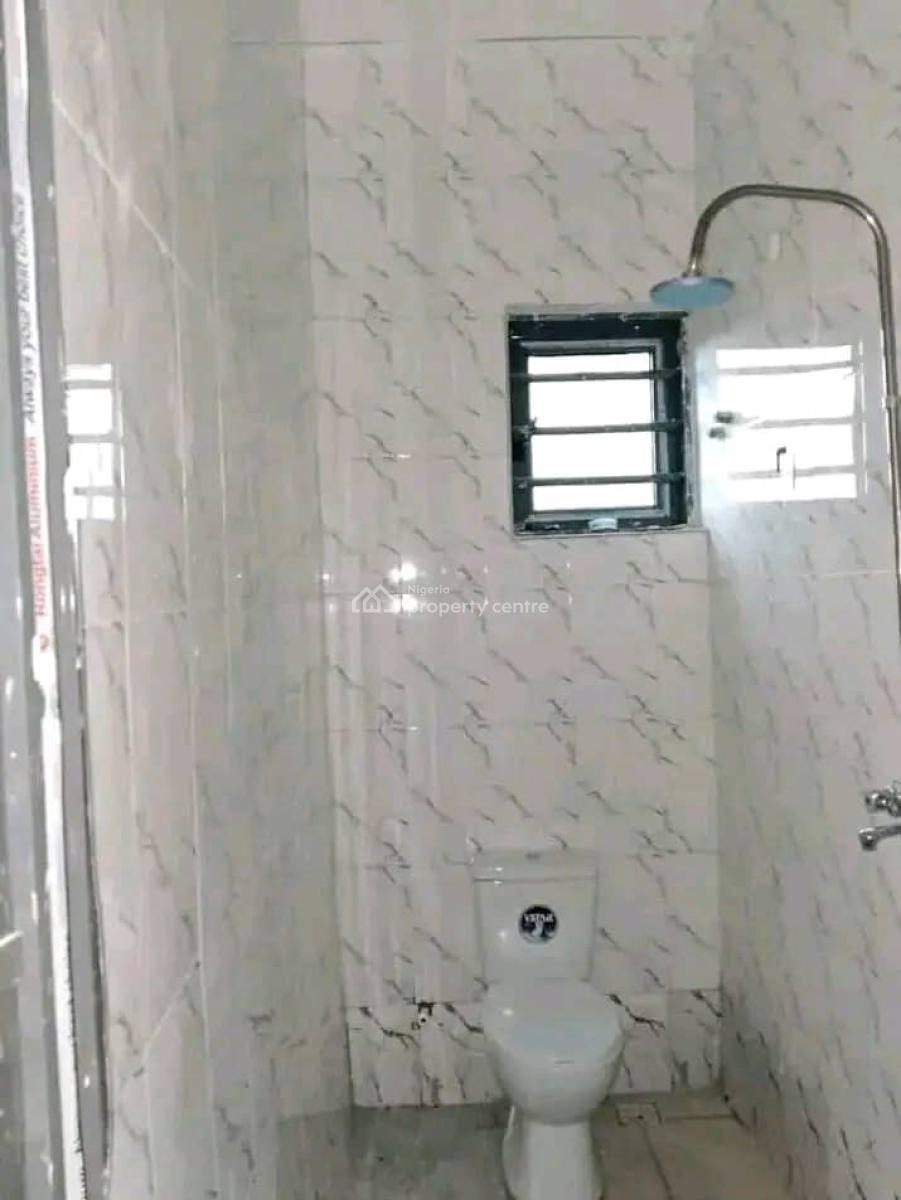 a Clean Three (3) Bedroom Flat, Nelson Mandela, Uyo, Akwa Ibom, House for Rent