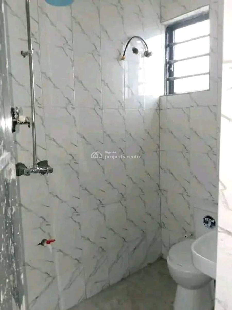a Clean Three (3) Bedroom Flat, Nelson Mandela, Uyo, Akwa Ibom, House for Rent