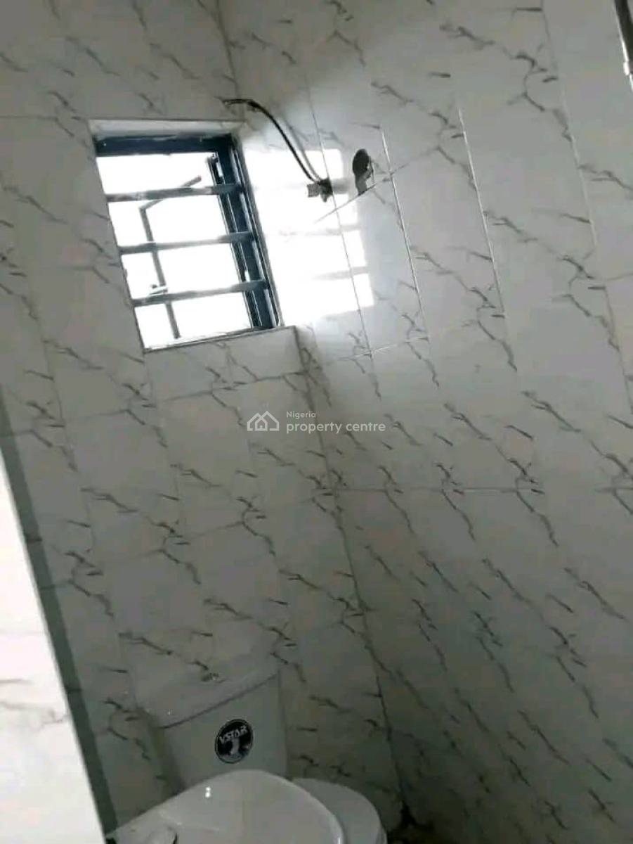 a Clean Three (3) Bedroom Flat, Nelson Mandela, Uyo, Akwa Ibom, House for Rent