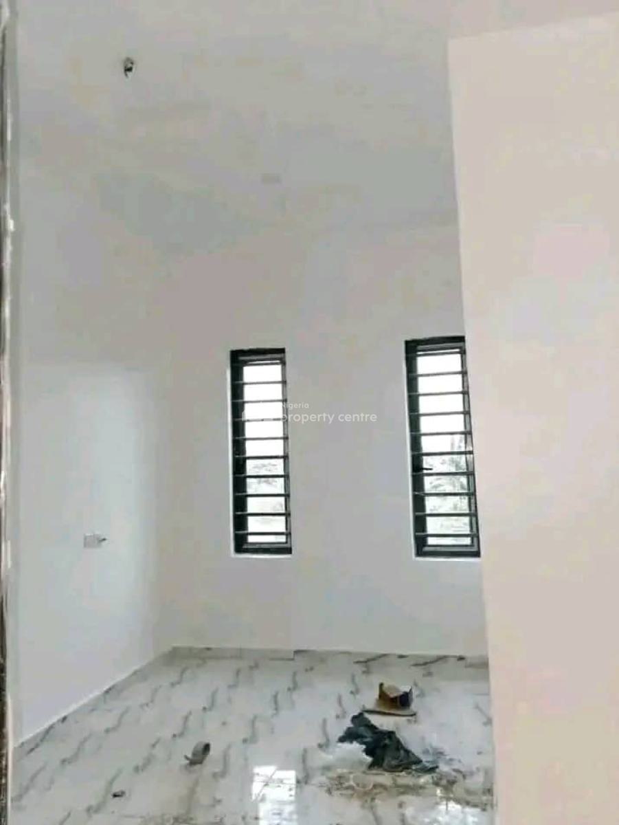 a Clean Three (3) Bedroom Flat, Nelson Mandela, Uyo, Akwa Ibom, House for Rent