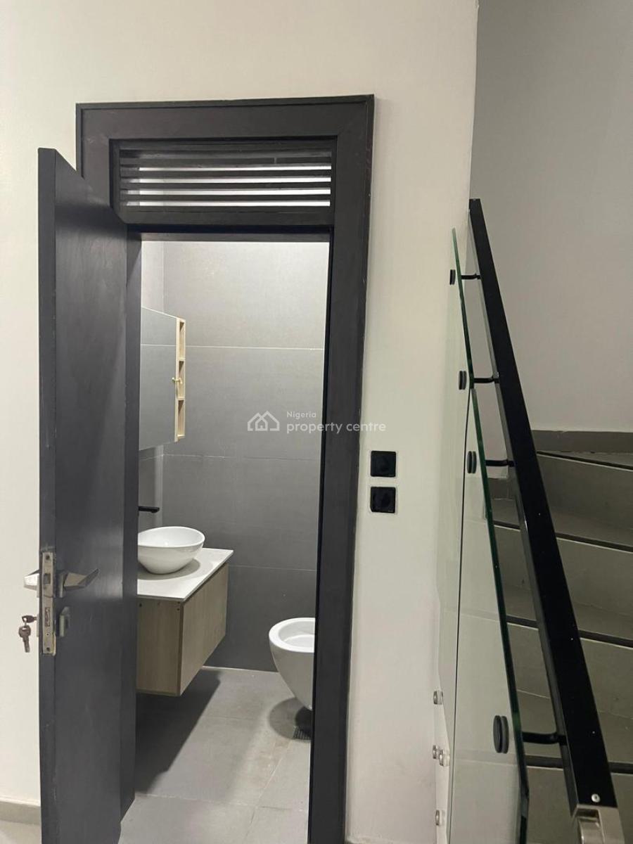 Fully Service 2bedroom Maisonette+ Boys Quarter, Old Ikoyi, Old Ikoyi, Ikoyi, Lagos, Flat / Apartment for Rent