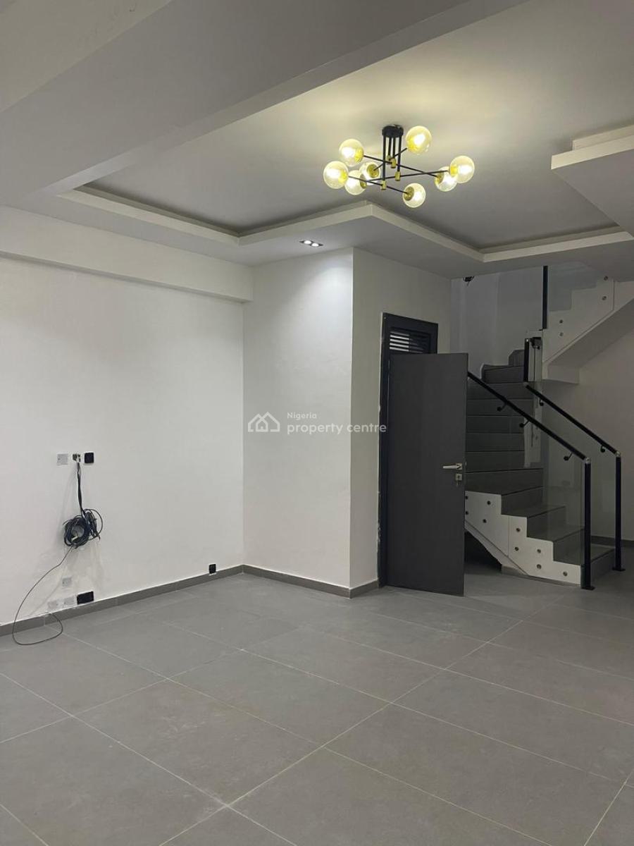Fully Service 2bedroom Maisonette+ Boys Quarter, Old Ikoyi, Old Ikoyi, Ikoyi, Lagos, Flat / Apartment for Rent