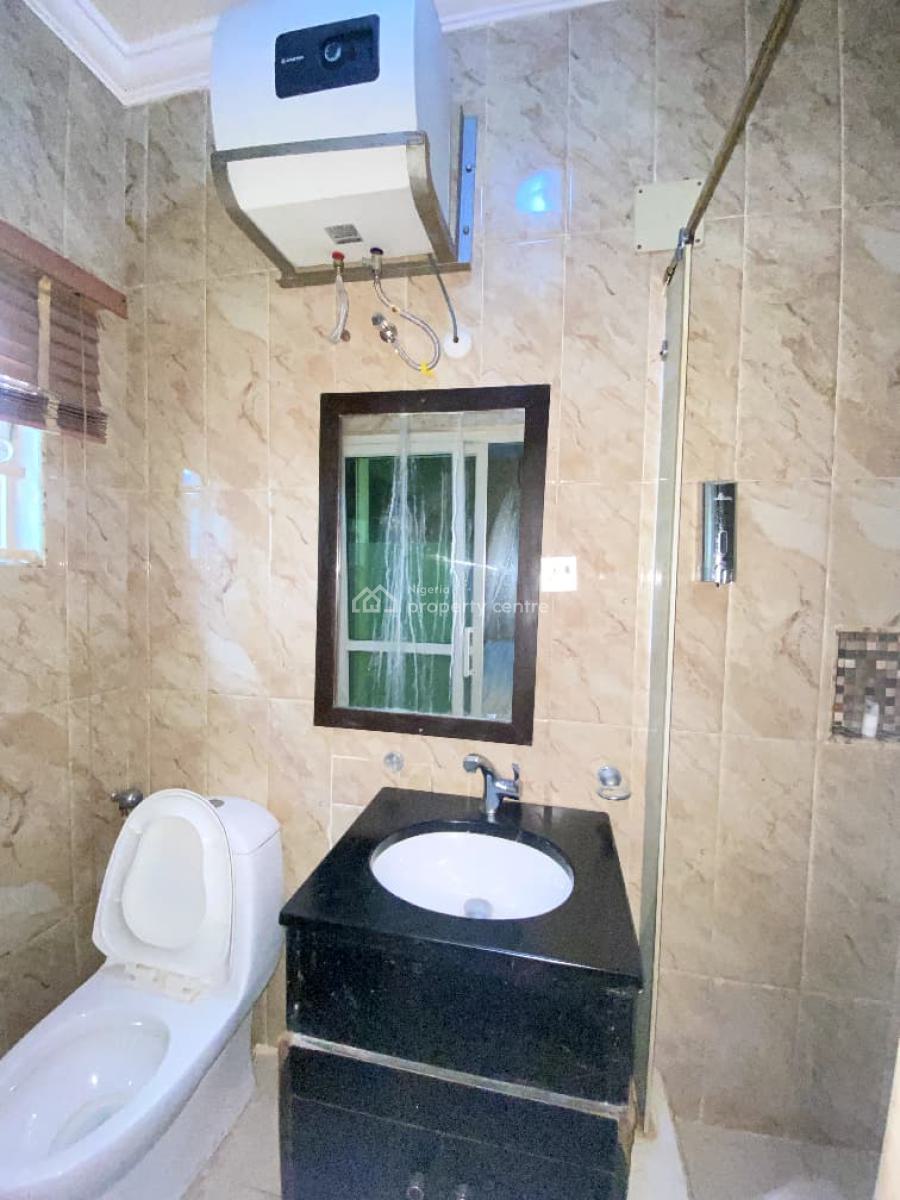 Luxury Hotel with Swimming Pool,bar in a Secure Estate, Lekki Phase 1, Lekki, Lagos, Hotel / Guest House for Rent