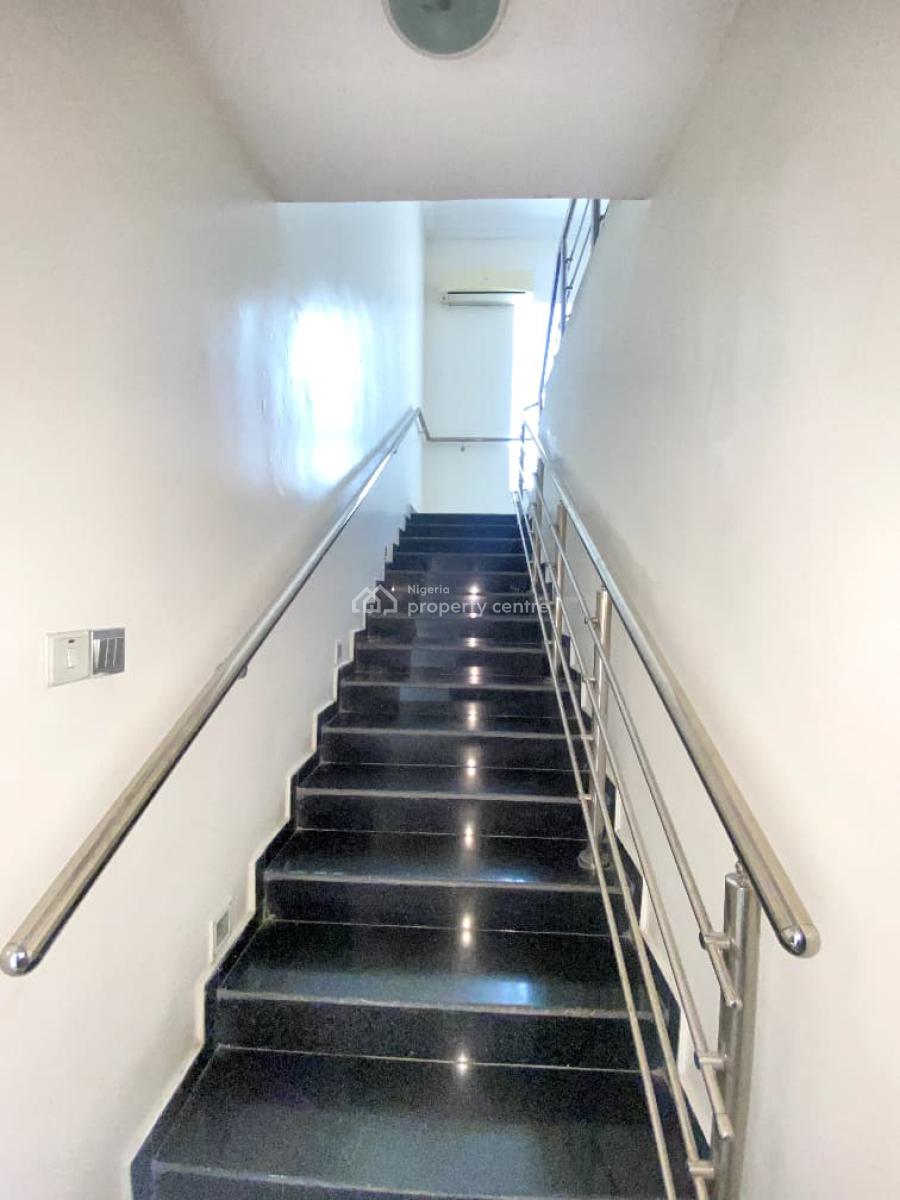 Luxury Hotel with Swimming Pool,bar in a Secure Estate, Lekki Phase 1, Lekki, Lagos, Hotel / Guest House for Rent