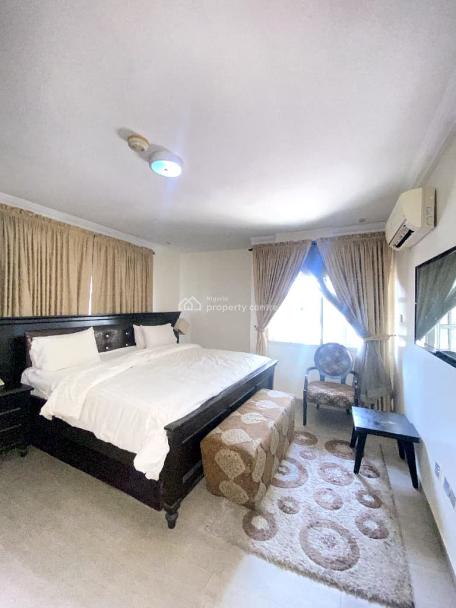 Luxury Hotel with Swimming Pool,bar in a Secure Estate, Lekki Phase 1, Lekki, Lagos, Hotel / Guest House for Rent