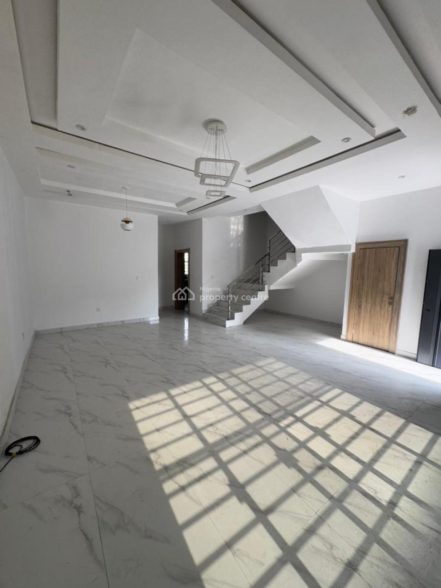 Massive 3 Bedroom Terrace Duplex., Abraham Adesanya, Lekki Phase 2, Lekki, Lagos, Terraced Duplex for Sale