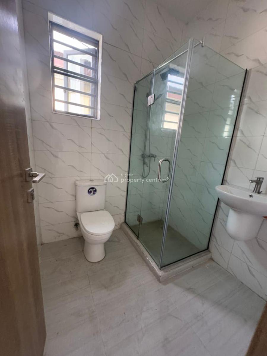 Massive 3 Bedroom Terrace Duplex., Abraham Adesanya, Lekki Phase 2, Lekki, Lagos, Terraced Duplex for Sale