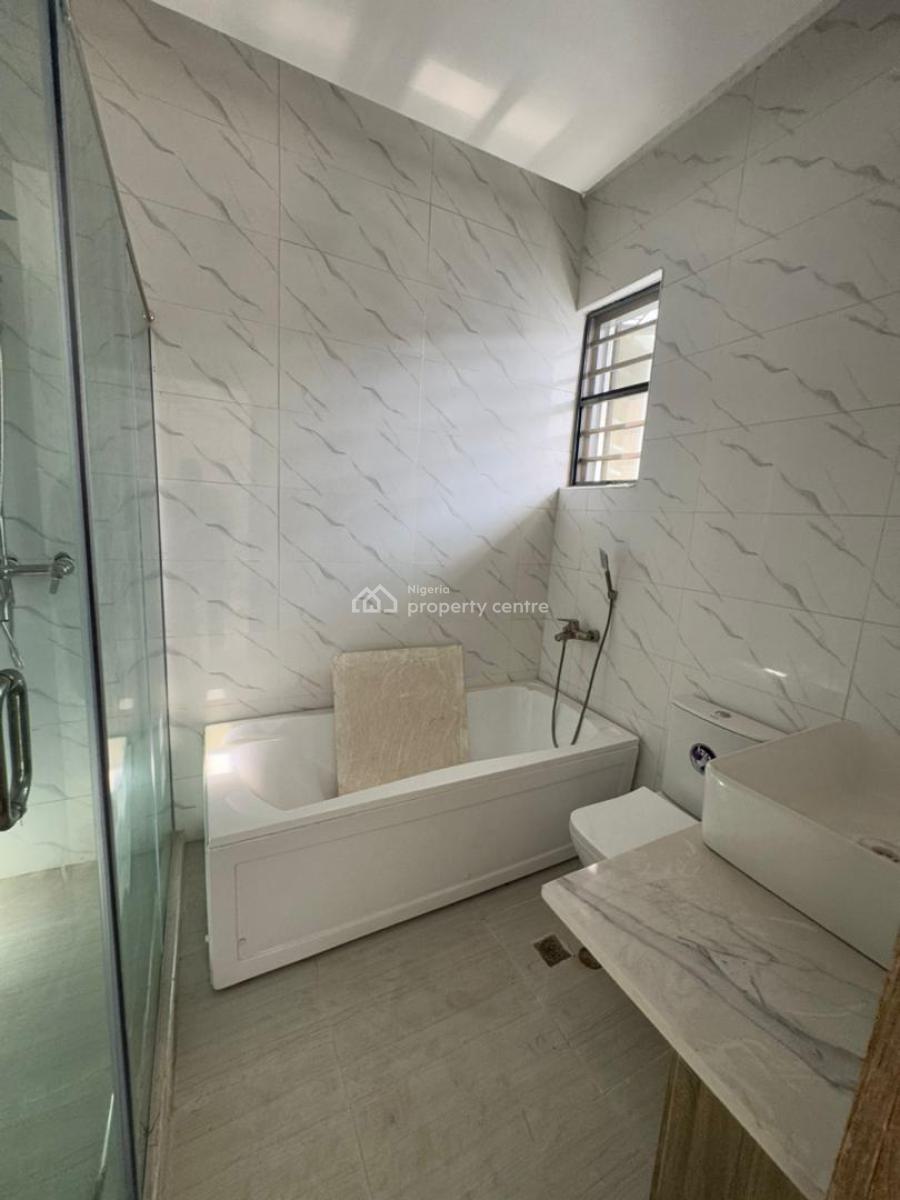 Massive 3 Bedroom Terrace Duplex., Abraham Adesanya, Lekki Phase 2, Lekki, Lagos, Terraced Duplex for Sale