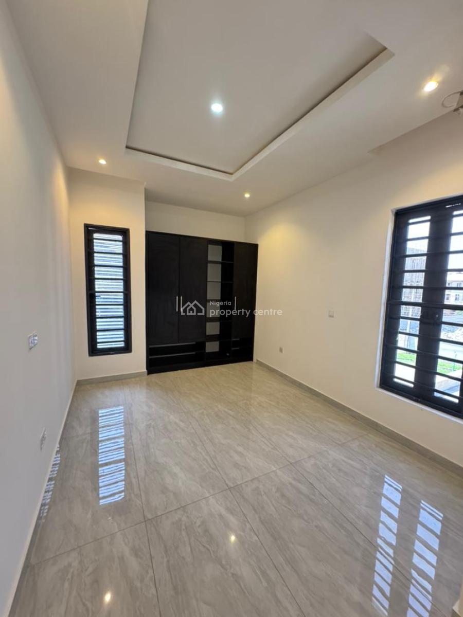 Luxurious 3 Bedroom Apartment, Ikate, Lekki Phase 1, Lekki, Lagos, Flat / Apartment for Sale