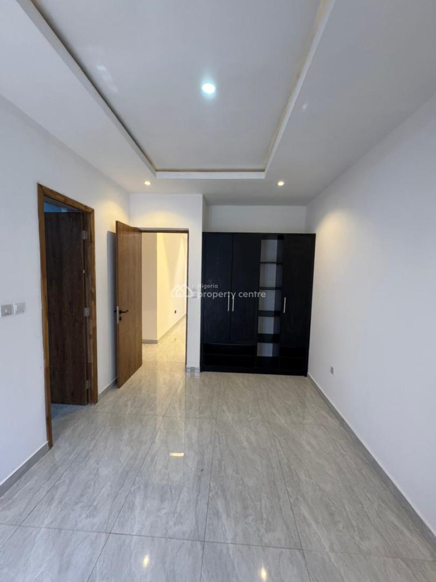 Luxurious 3 Bedroom Apartment, Ikate, Lekki Phase 1, Lekki, Lagos, Flat / Apartment for Sale