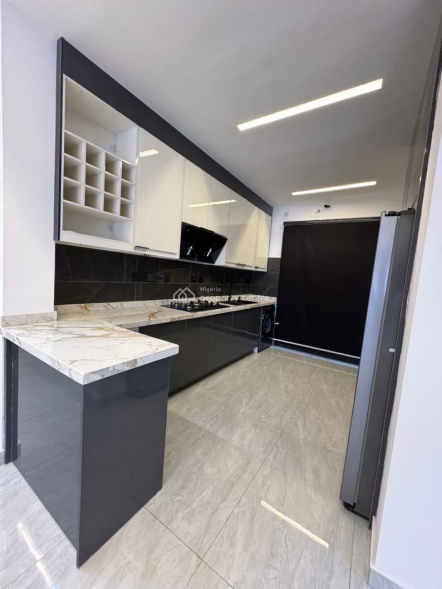 Luxurious 3 Bedroom Apartment, Ikate, Lekki Phase 1, Lekki, Lagos, Flat / Apartment for Sale