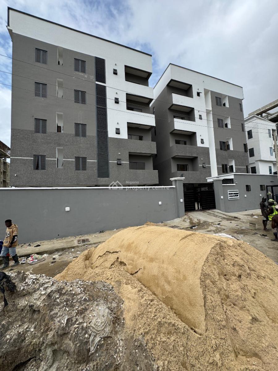 Standard 2 Bedrooms Apartment with 24hrs Security, Lekki Phase 1, Lekki, Lagos, Block of Flats for Sale