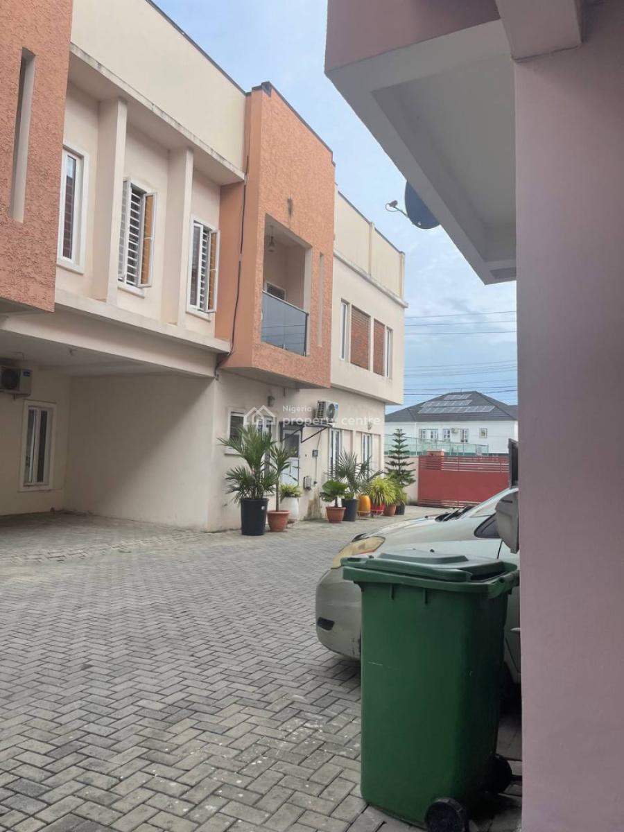 4 Bedroom Duplex(without B/q), Orchid Road, Lekki, Lagos, Semi-detached Duplex for Rent