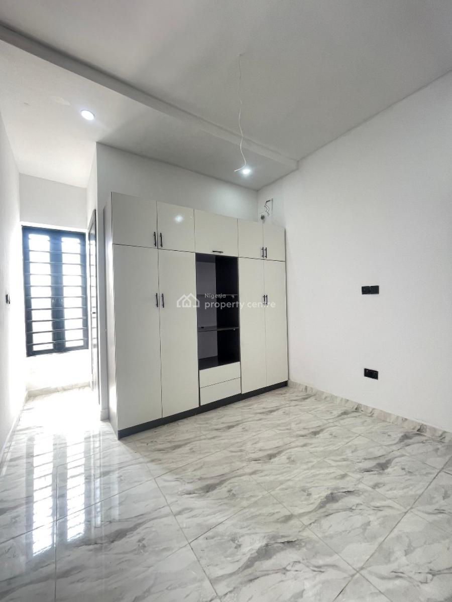 Very Neat, Very Lovely, Very Spacious 3 Bedroom Terrace with Bq, Ikota, Lekki, Lagos, Terraced Duplex for Sale