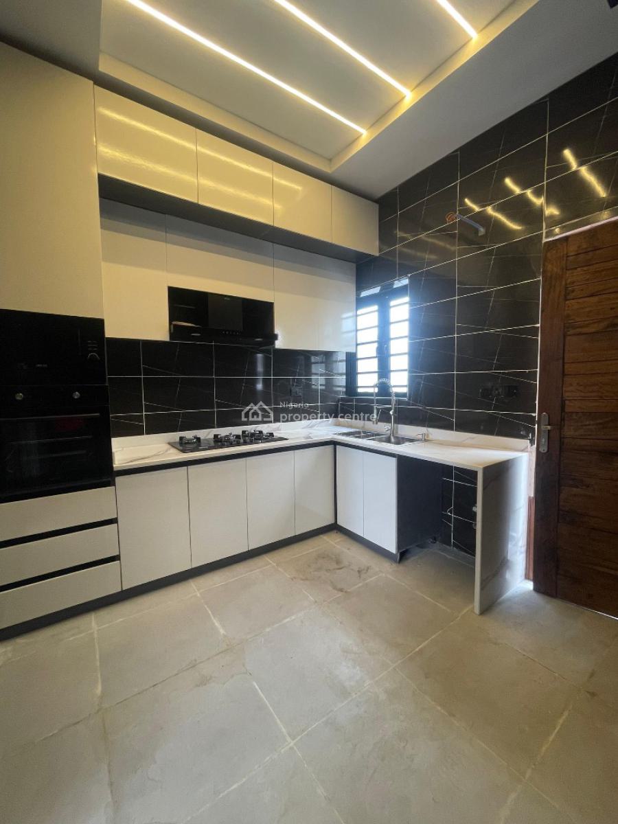 Very Neat, Very Lovely, Very Spacious 3 Bedroom Terrace with Bq, Ikota, Lekki, Lagos, Terraced Duplex for Sale