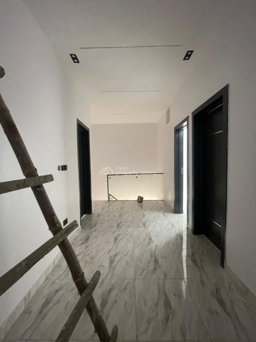Very Neat, Very Lovely, Very Spacious 3 Bedroom Terrace with Bq, Ikota, Lekki, Lagos, Terraced Duplex for Sale