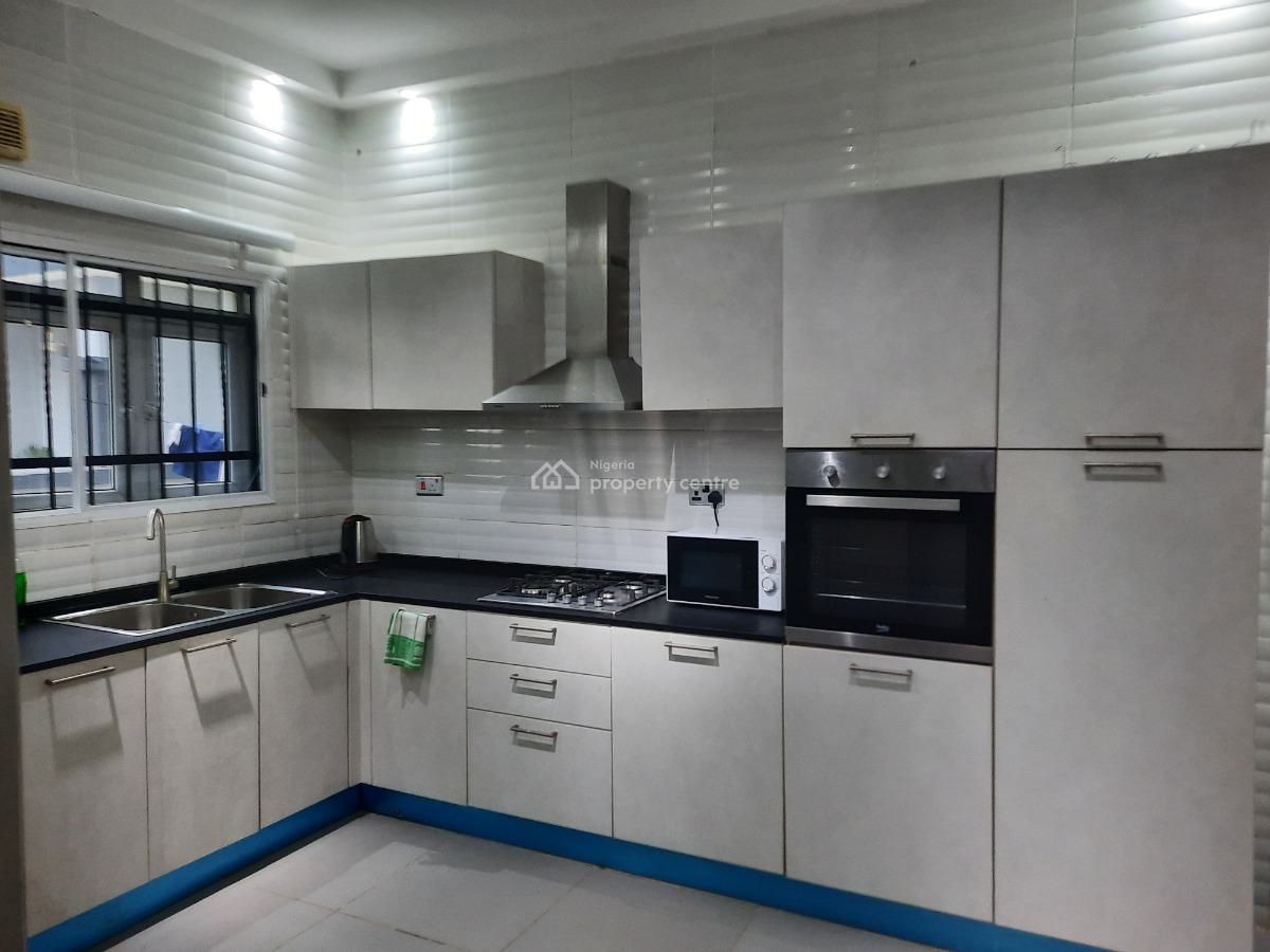 Strategically Located 5 Bedroom Detached Duplex + B.q, Ikeja Gra, Ikeja, Lagos, Detached Duplex for Sale