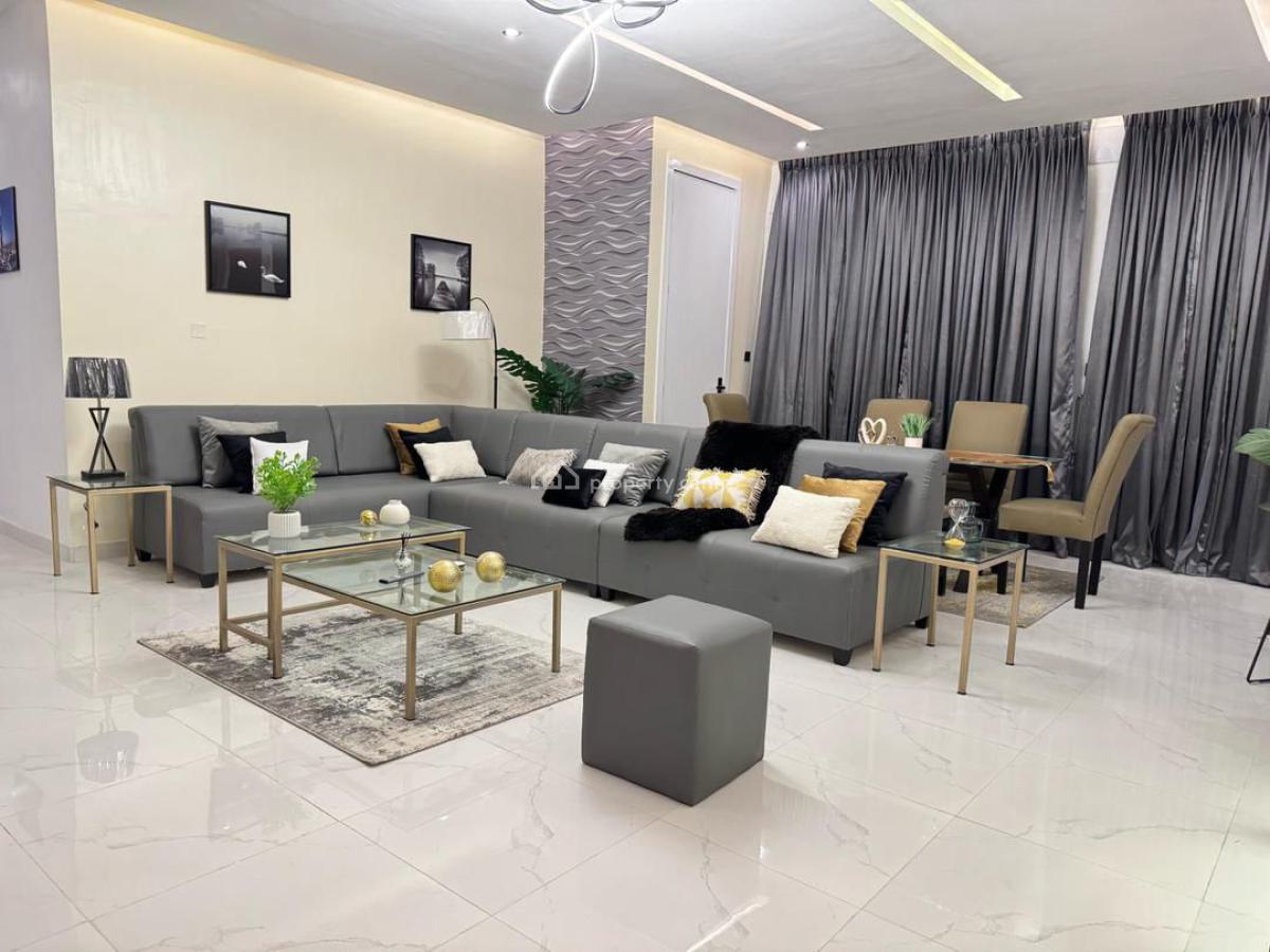 Beautiful 3 Bed with a Pool, Gym and Ps5, Lekki Phase 1, Lekki, Lagos, Flat / Apartment Short Let